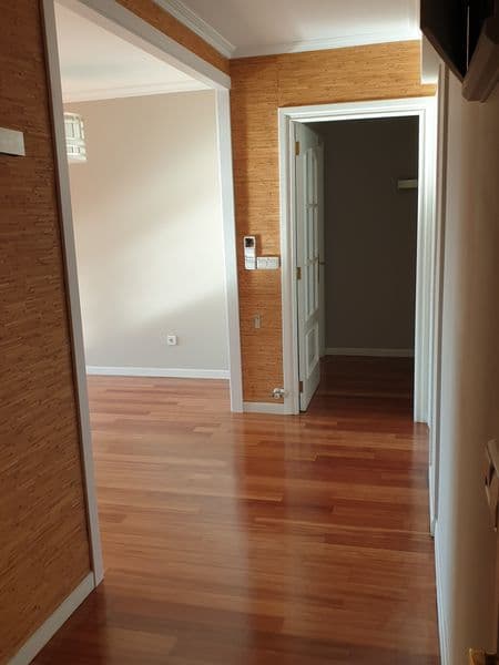 Tabique madera parquet – trabajo de Parquets Blanco en Vigo